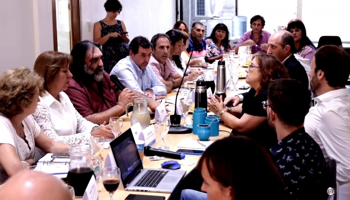 Los docentes bonaerenses aceptaron la nueva oferta salarial que les hizo Kicillof