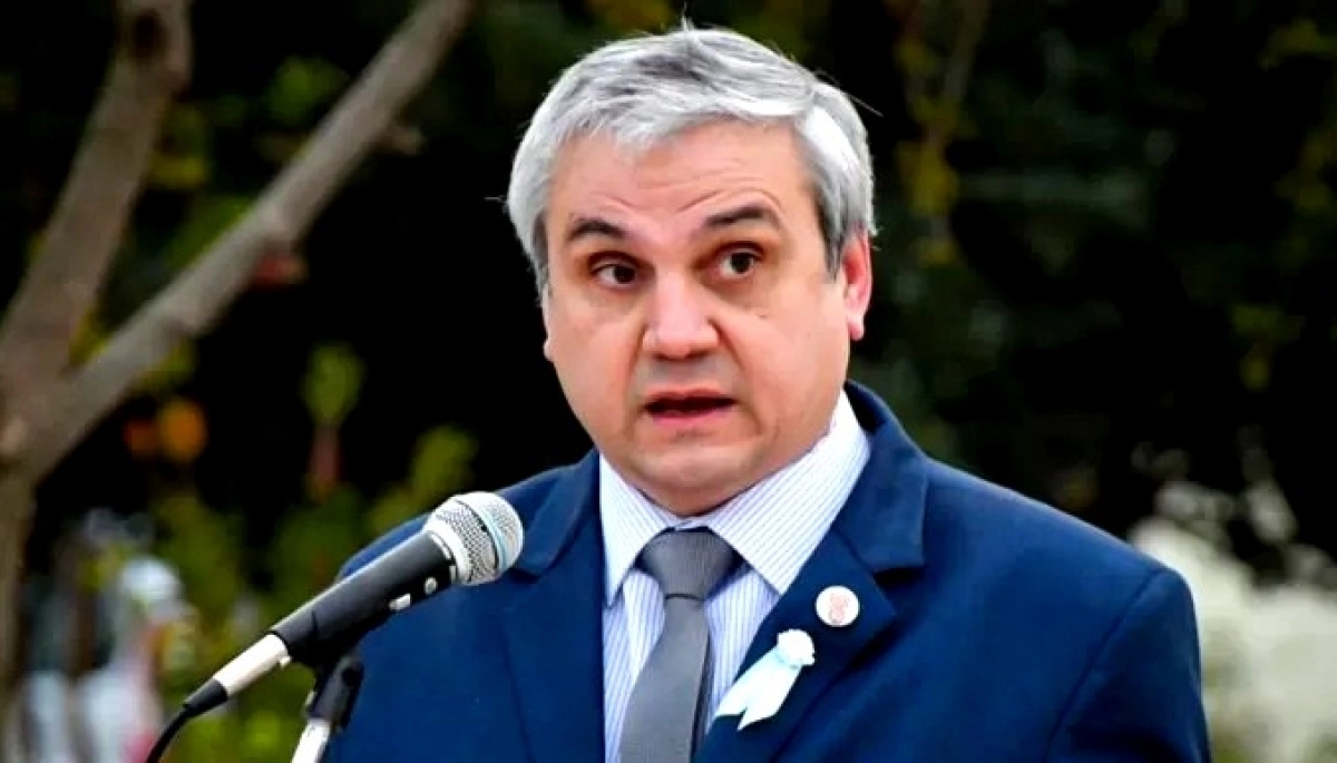 El intendente de Salliquelo respondió al radicalismo las críticas por su adhesión a Juntos