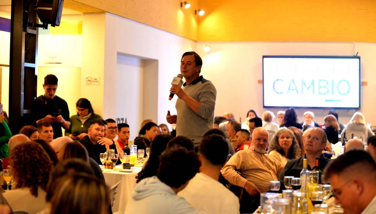 Un sector de bullrichismo platense anunció apoyo a Garro y pidió un “corte de boleta"