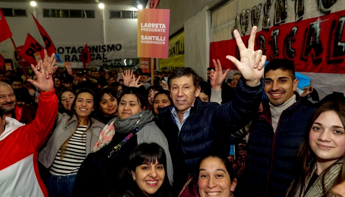 Posse en Mar del Plata: encuentro con la Juventud Radical, elogios a Santilli y una “oportunidad única”