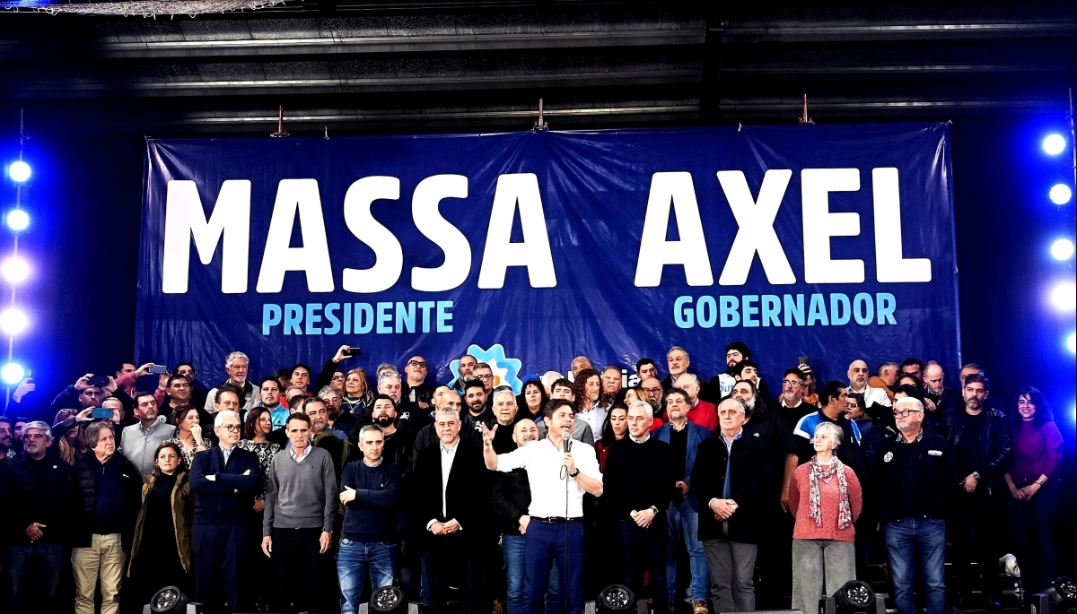 “Es un voto crucial”, advirtió Kicillof en un acto masivo con intendentes y sindicatos en Ensenada