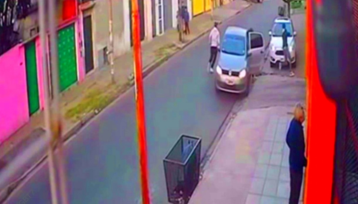 Para zafar de un asalto aceleró por la vereda y arrolló a una vecina
