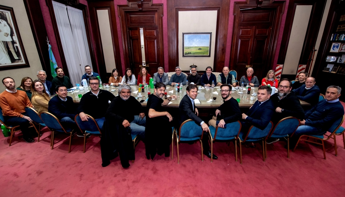 Kicillof encabezó una reunión de Gabinete: busca fortalecer la candidatura de Massa en la Provincia