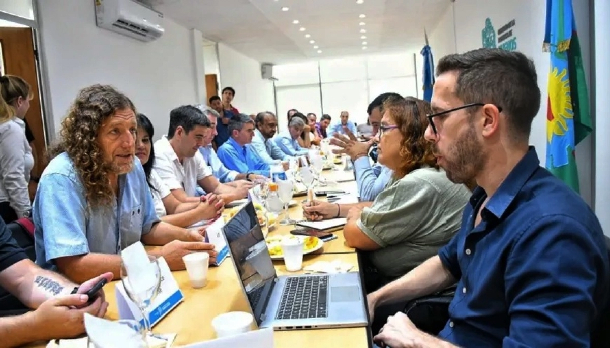 Efecto inflación: estatales también presionan a Kicillof por la apertura de paritarias