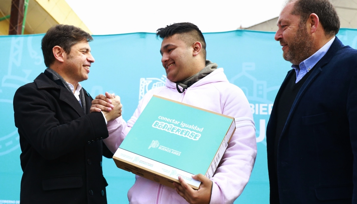 Kicillof visitó San Miguel: “Es mentira que todos los que hacemos política somos iguales”