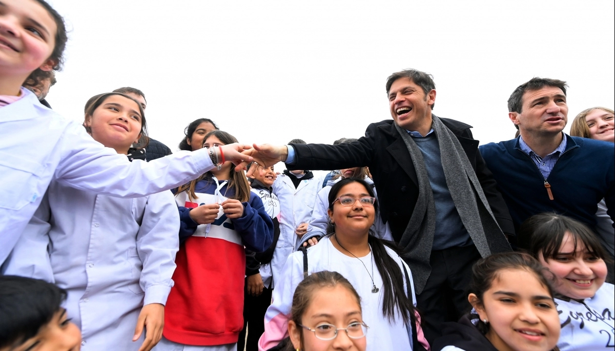 Kicillof sigue con su campaña en defensa del Estado: “Vimos que pasó cuando estuvo al servicio de unos pocos"