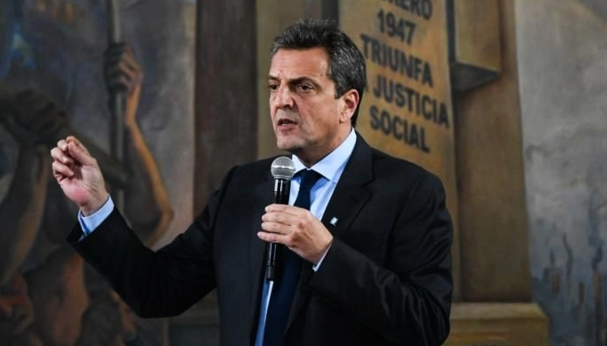 Massa reunirá a la CGT y la CTA para eliminar el Impuesto a las Ganancias