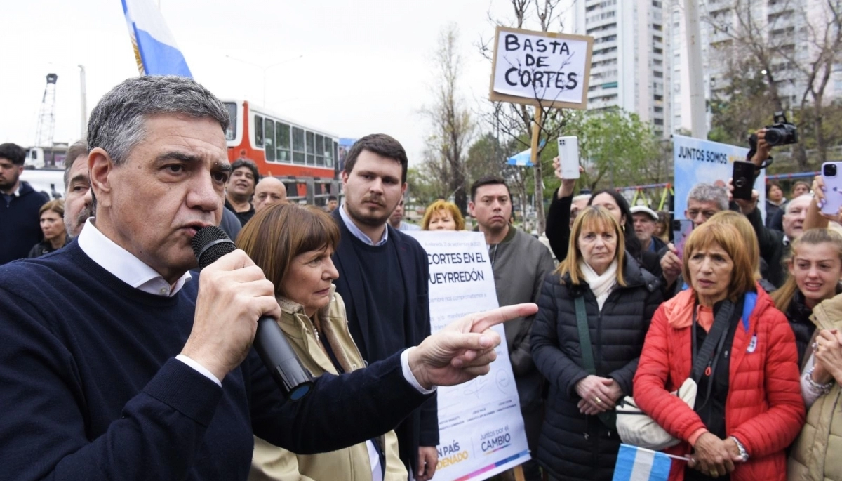 Bullrich y Jorge Macri firmaron un compromiso para “terminar con los cortes en el Puente Pueyrredón”