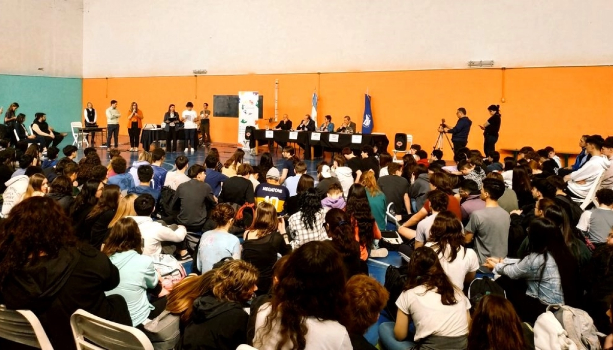 Con fuertes chispazos, se realizó el debate de candidatos a intendentes de Bahía Blanca