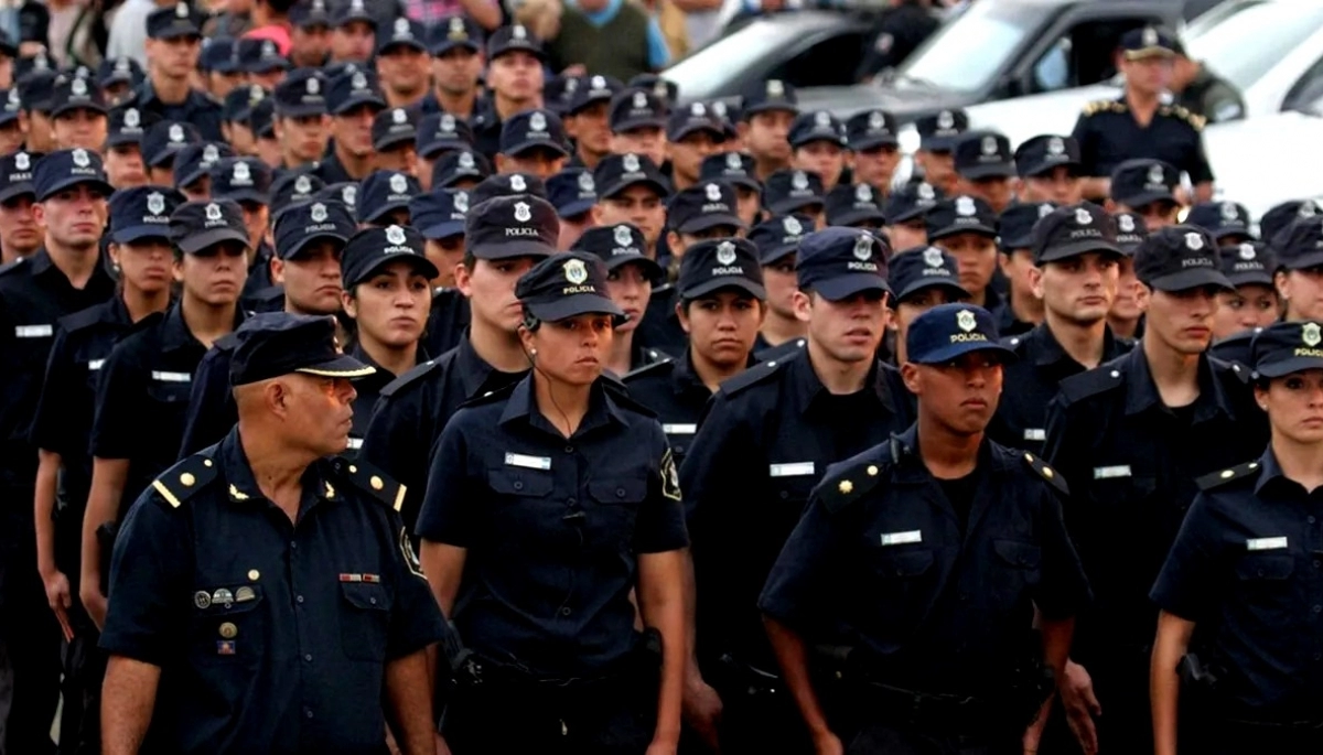 Abrieron las inscripciones 2023 para ingresar a la Policía Bonaerense: cuáles son los requisitos