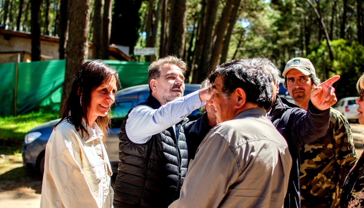 Ritondo y Yeza acompañaron a Clarisa Armando en una recorrida por Mar Azul