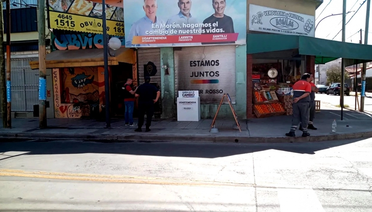 Quisieron prender fuego una sede partidaria de Juntos en Morón: qué dijo Unión por la Patria