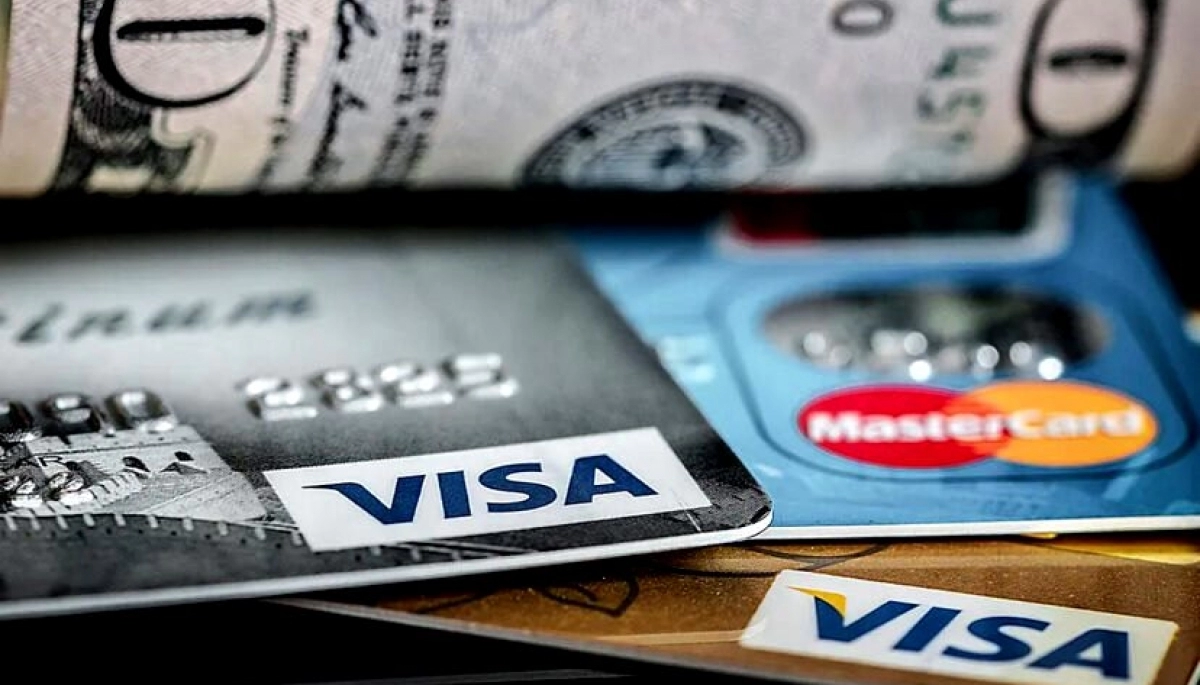 Unificaron el precio de tres tipos de dólares en medio de la escalada del blue