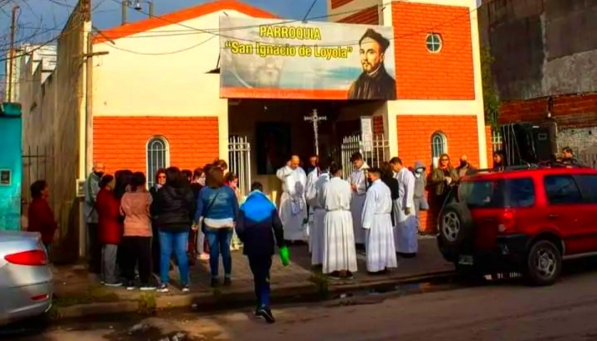 ¡Qué herejía! A punta de pistola y culatazos, asaltaron al cura cuando llegaba a la Iglesia