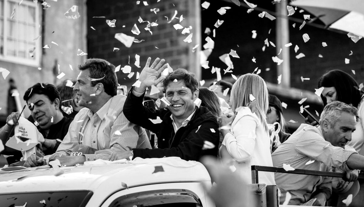 Kicillof baraja las opciones para el cierre de campaña: “el kilómetro cero” y la “cuna del peronismo” en vista