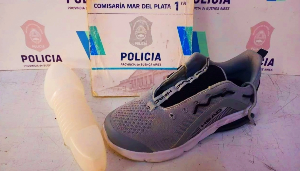 Rompieron una vidriera, sacaron una zapatilla y detuvieron a un hombre sin una pierna