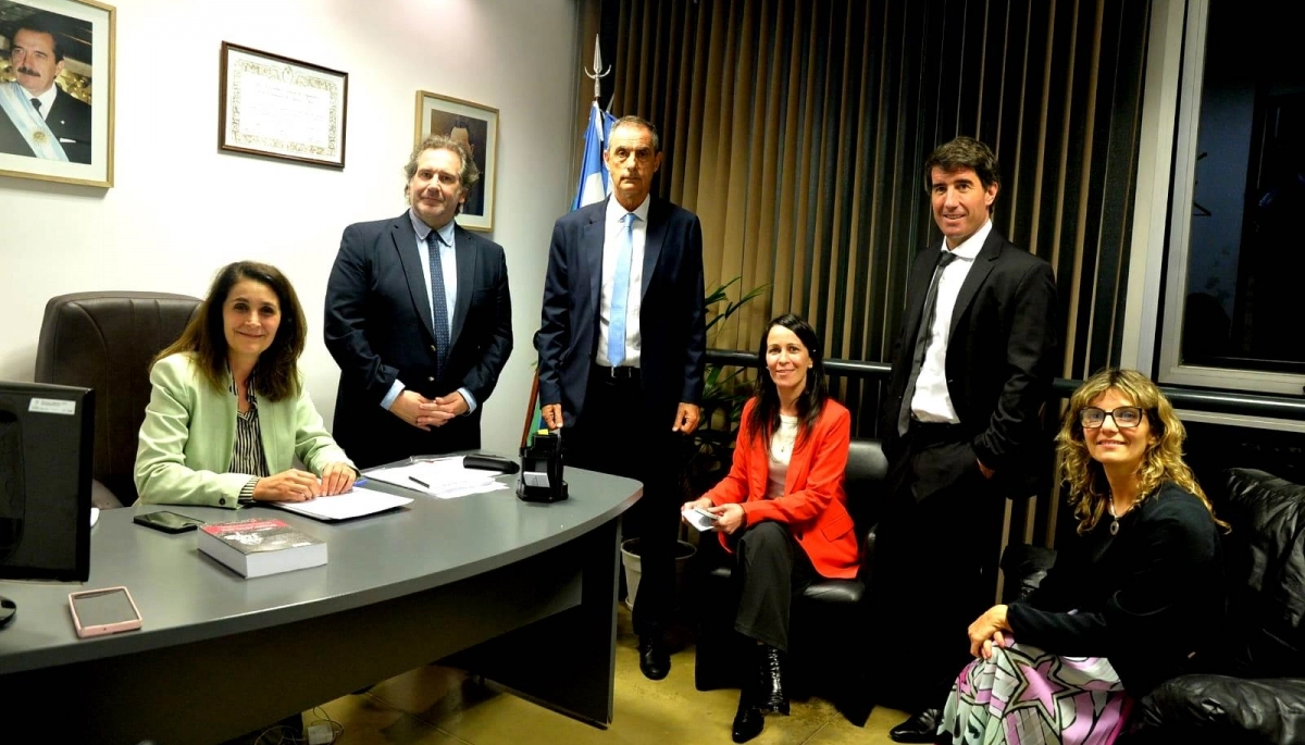 El radicalismo bonaerense entra en aprietos y se produce una fractura en Diputados