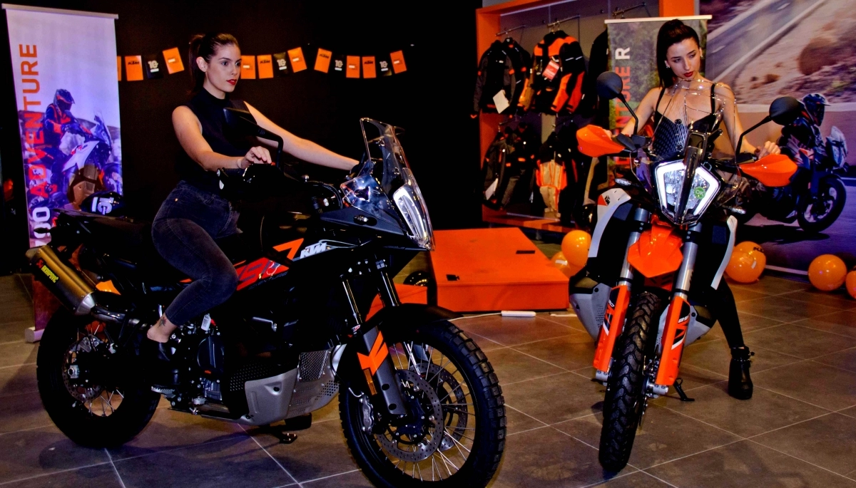 Excelencia y confiabilidad: KTM presentó las nuevas motos 890 Adventure R y 790 Adventure