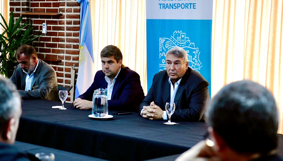 D’Onofrio recibió a las Cámaras de Transporte para analizar el “fuerte ajuste” del gobierno de Milei