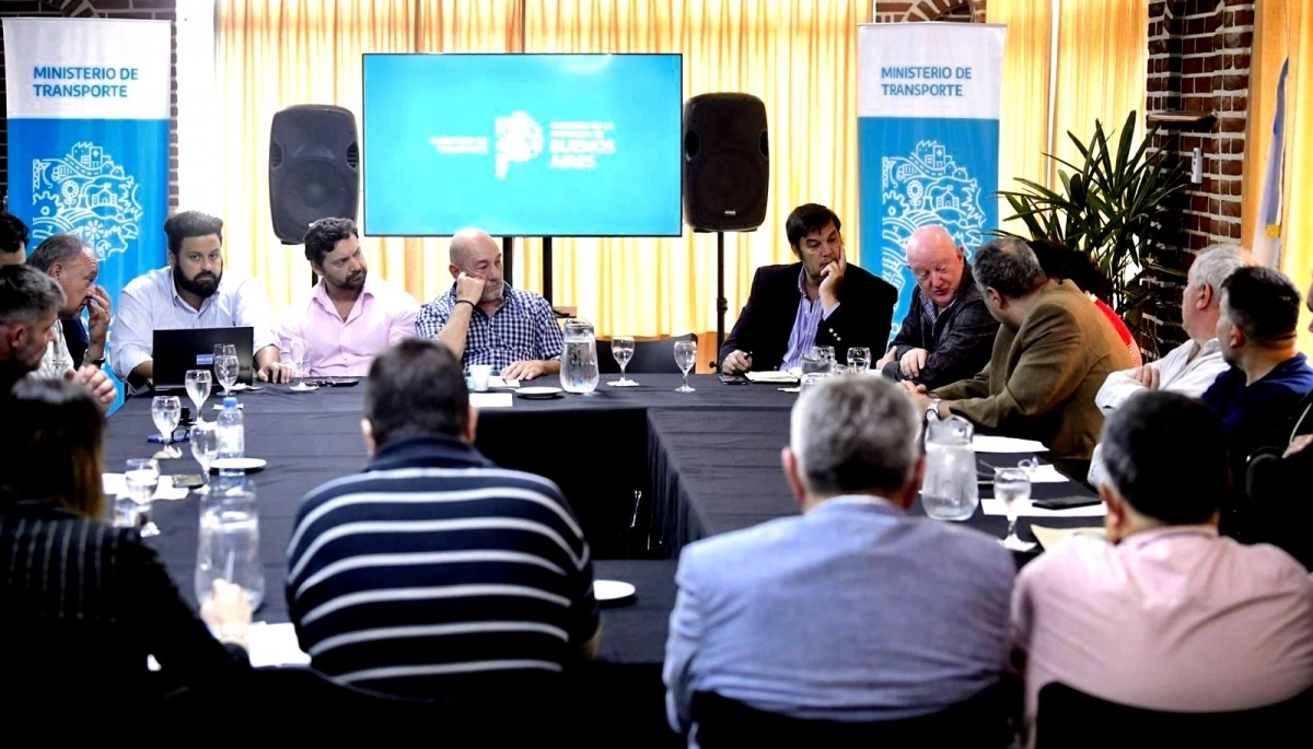 Provincia resolvió una importante suba a la tarifa de referencia de transportistas bonaerenses