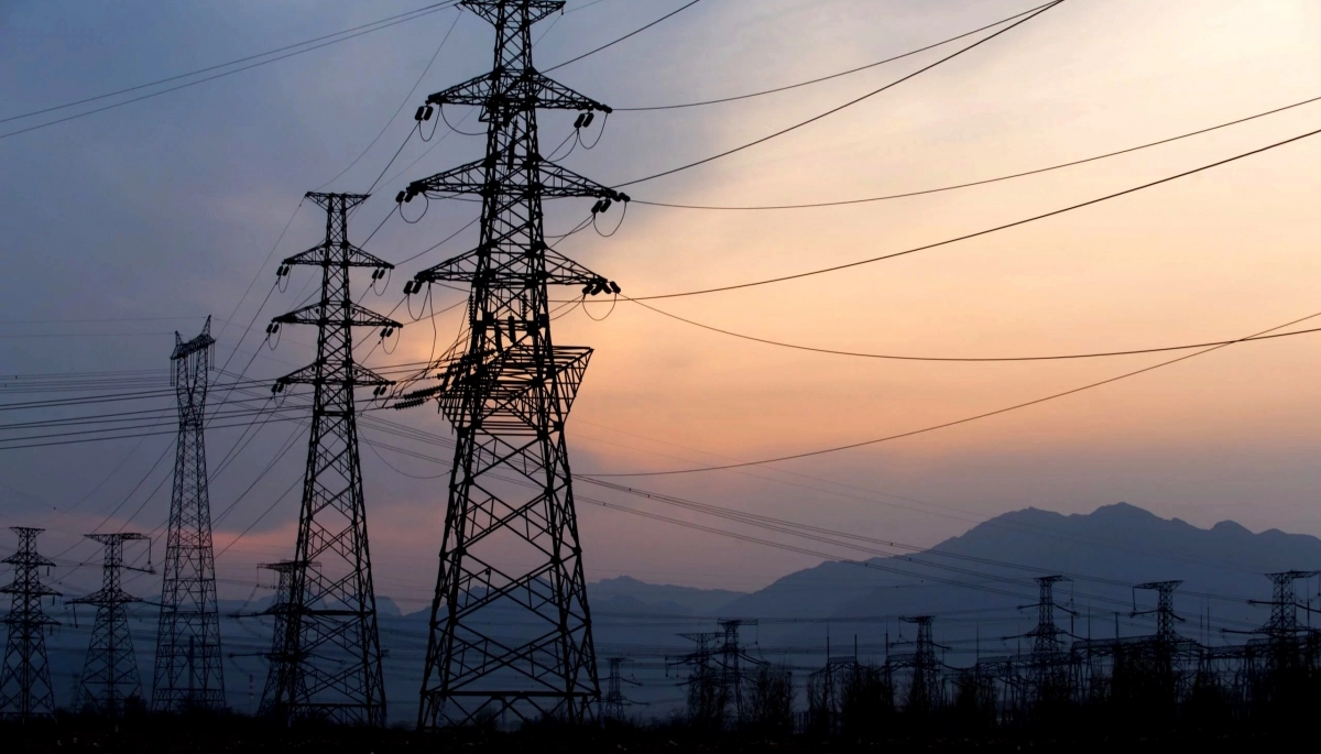 Provincia beneficiará a 7 municipios con la firma de un convenio de energía eléctrica