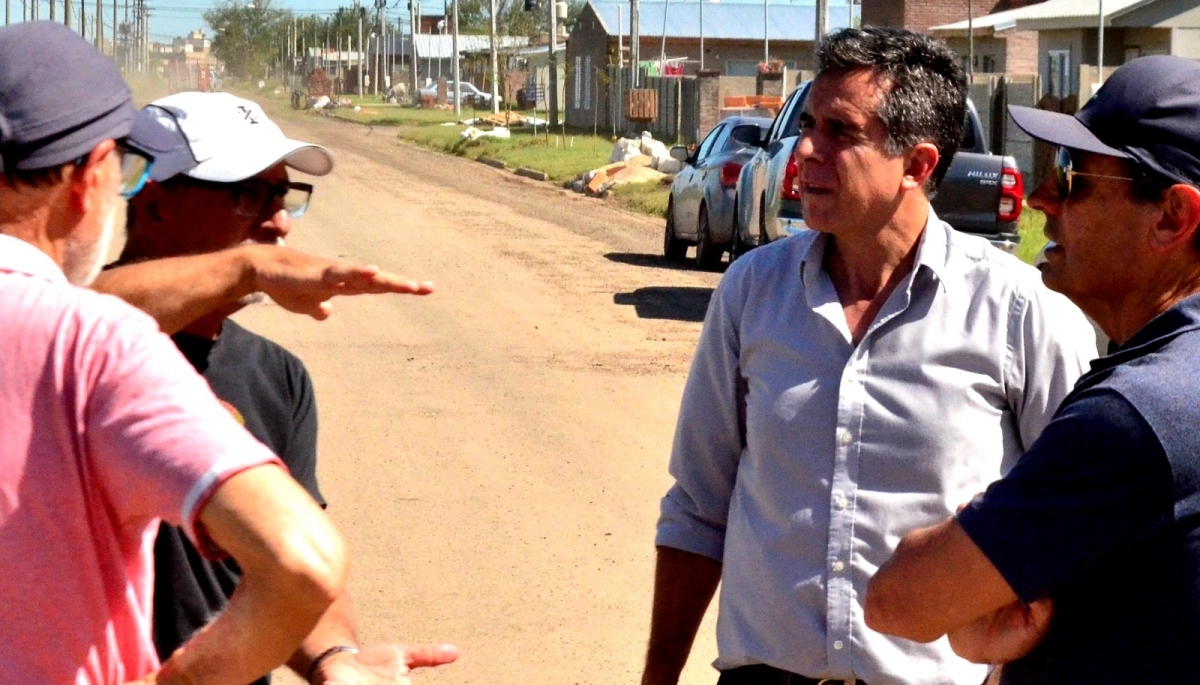 Juanci Martínez recibió a Satdnik para supervisar obras de desagüe en América