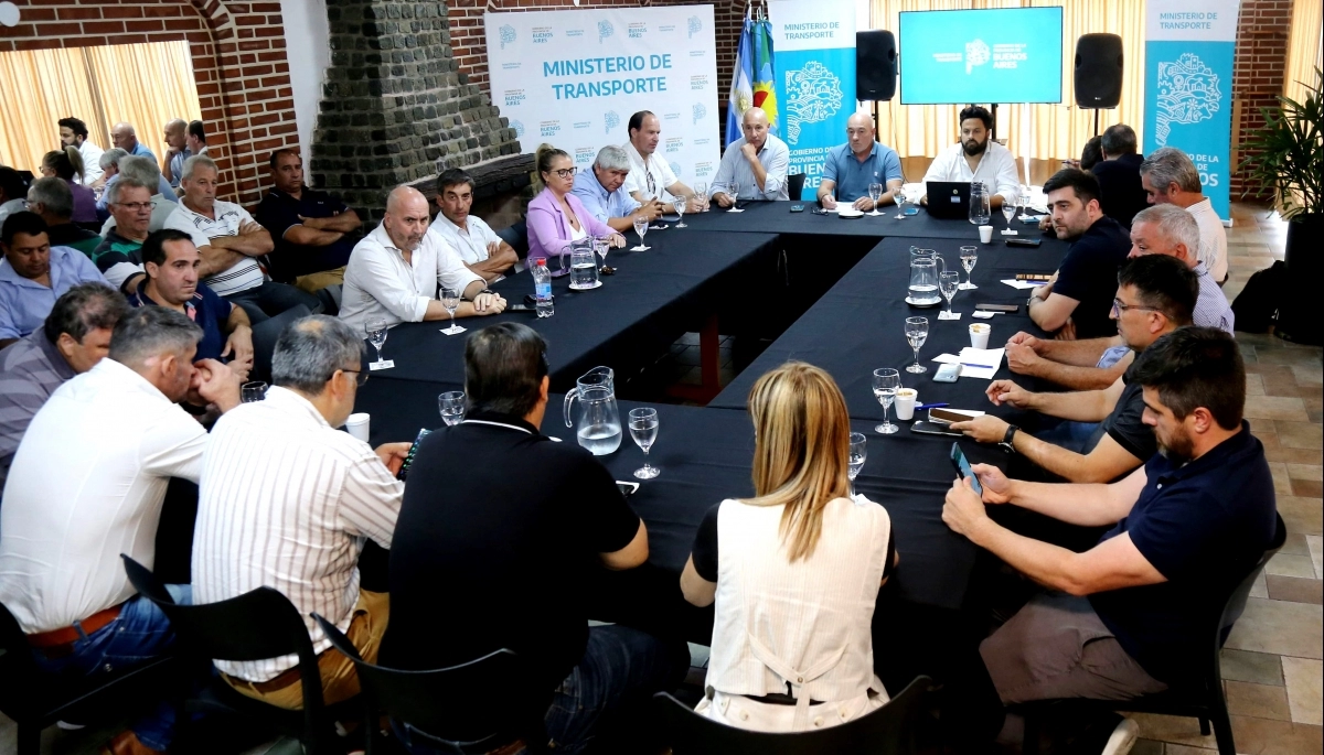Provincia convocó nuevamente a transportistas para otra suba en la tarifa de referencia