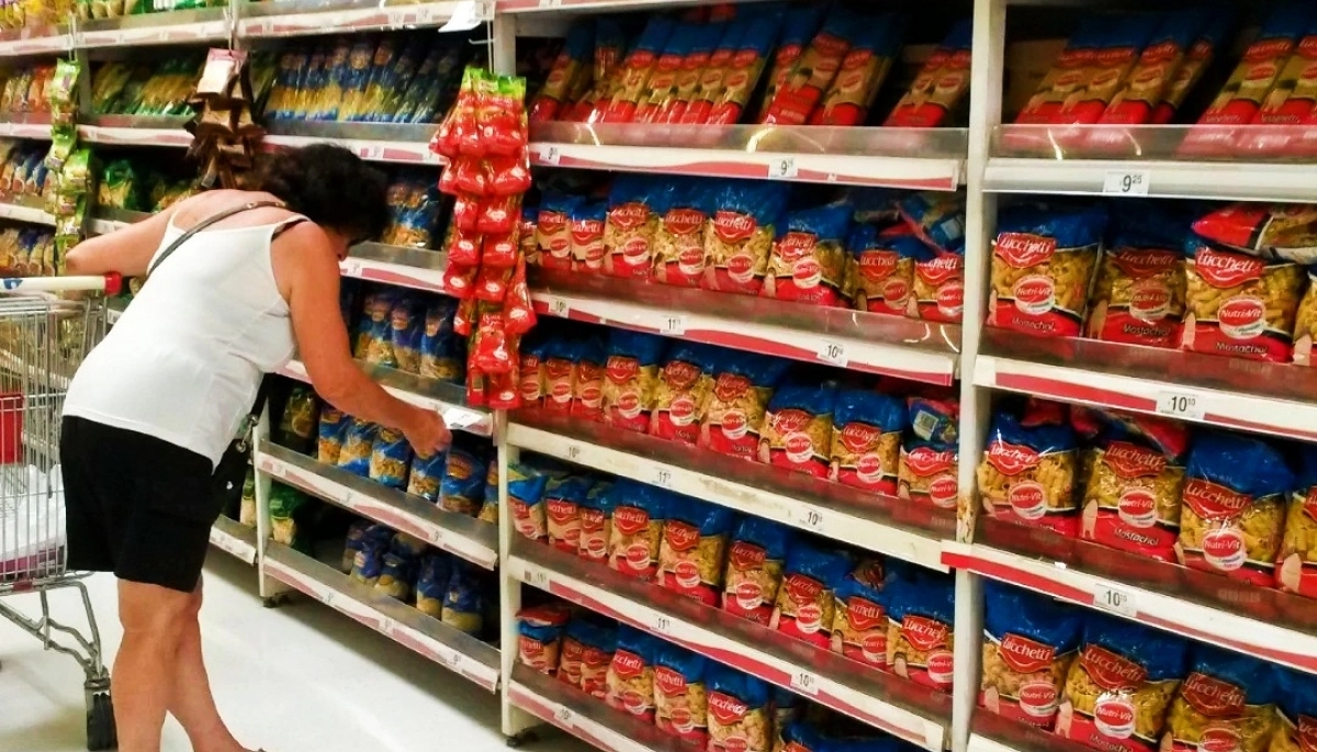 Inflación en la era Milei: el primer dato oficial mostró que en diciembre subió un 25,5%