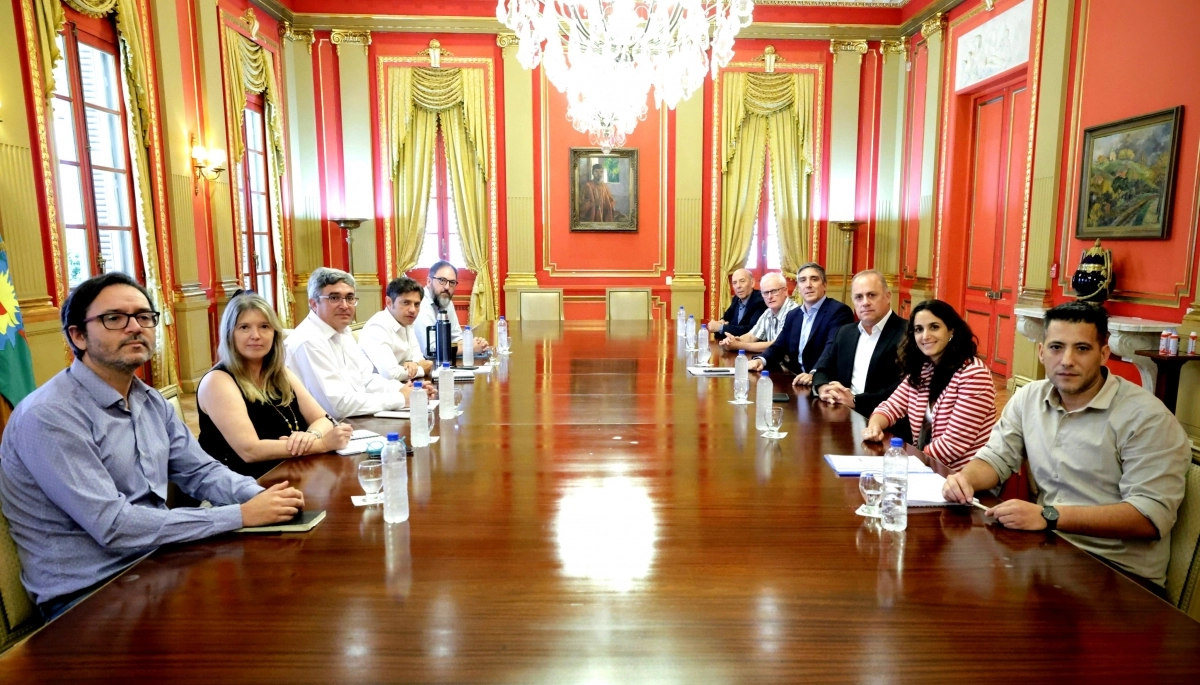 Incertidumbre por la Ley Ómnibus: Kicillof recibió a las PyMES que producen biodiesel