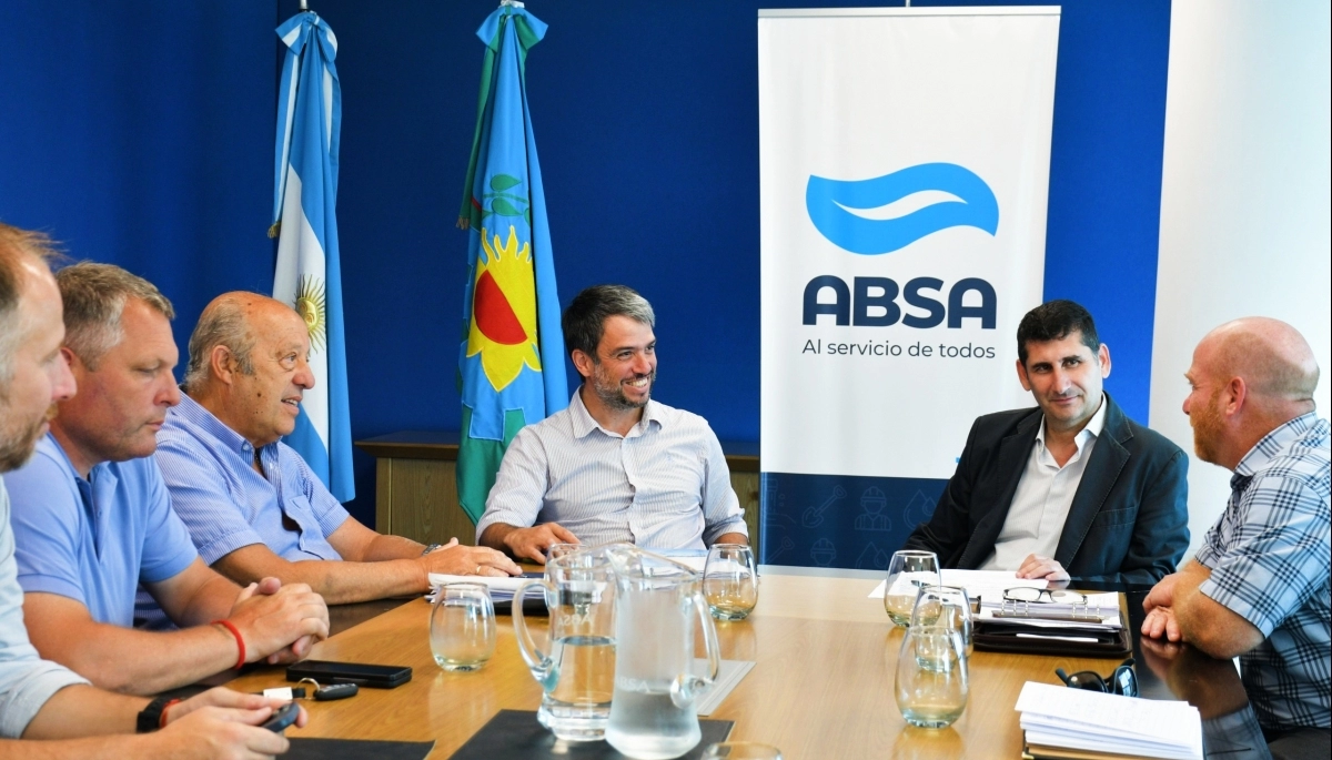 Encuentro en La Plata: Paredi y Wischnivetzky plantearon mejoras para Coronel Vidal y Pirán
