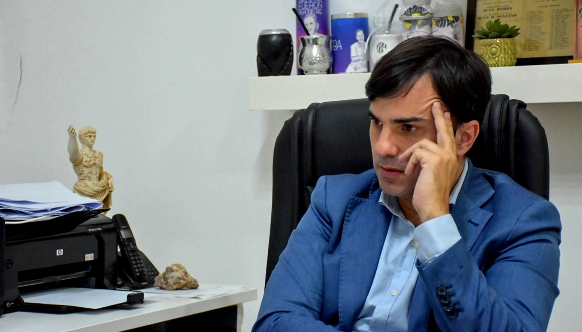 Un intendente bonaerense apuntó contra Milei por el despido de 150 trabajadores