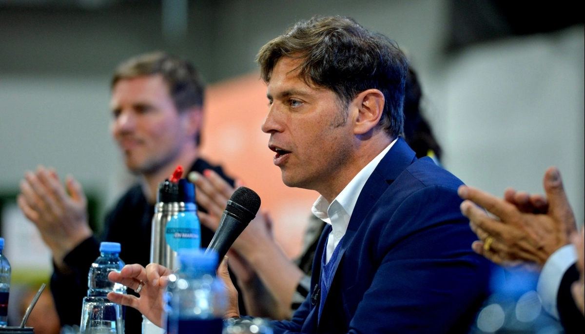 Tras el decreto para cerrar paritarias, Kicillof  aseguró que continuará "la discusión con los gremios"