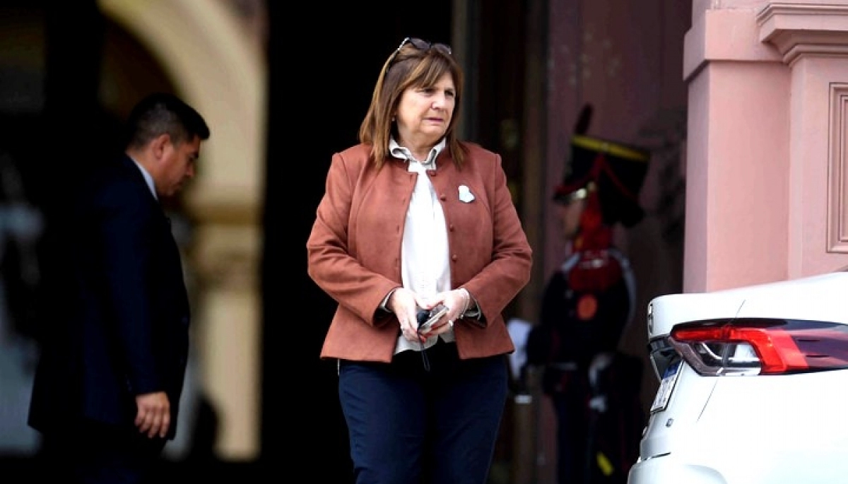 Bullrich criticó que Kicillof marche con la CGT y le exigió “cumplir la ley y no violarla”