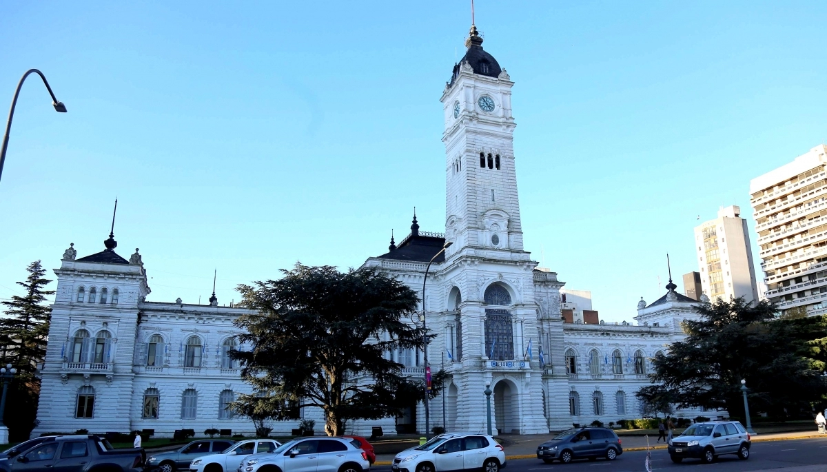 Una auditoría de Alak reveló irregularidades administrativas durante la gestión de Garro en La Plata