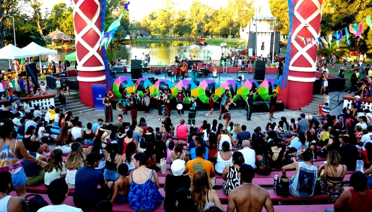 Con decenas de actividades, se realizó el Carnaval de la República de los Niños
