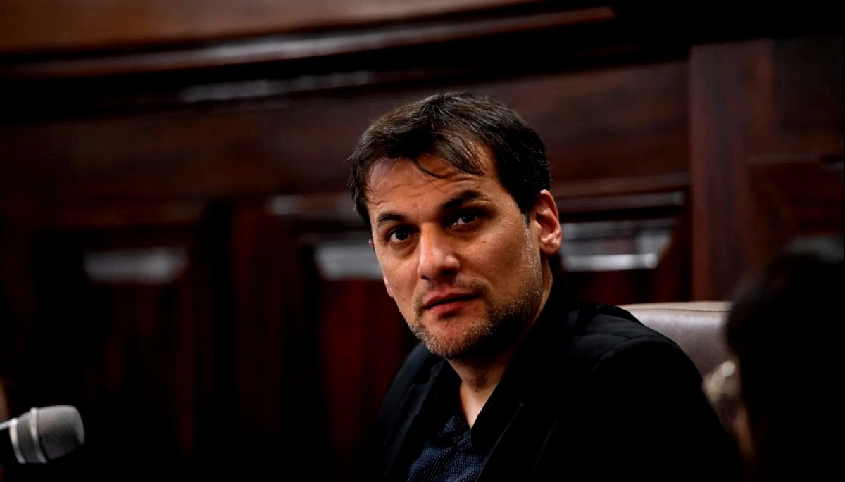 “Nano” Cara aseguró que se sostendrá la obra pública en La Plata y rechazó las medidas de Milei