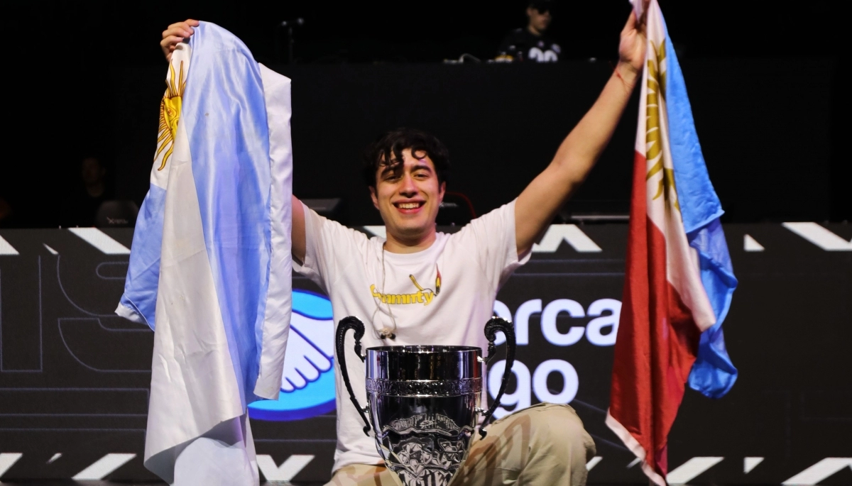 Orgullo nacional: un freestyler argentino ganó la final de la FMS en México