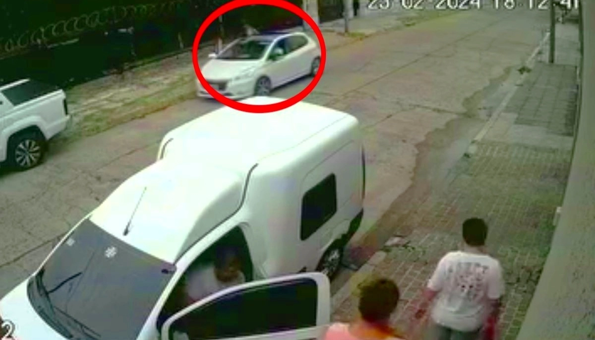Perdió la paciencia: huían tras robar una camioneta y se escuchó una detonación, ¿con qué les tiró?