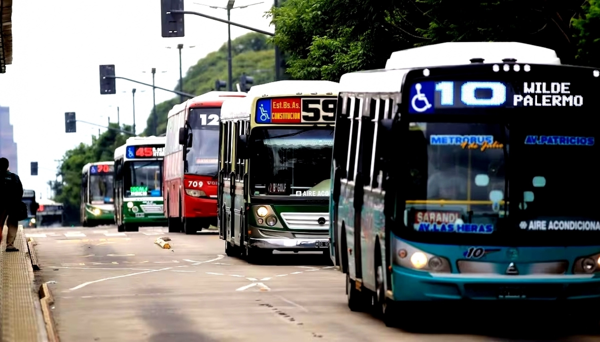 El Gobierno bonaerense irá al Congreso para “restituir” los subsidios al transporte público