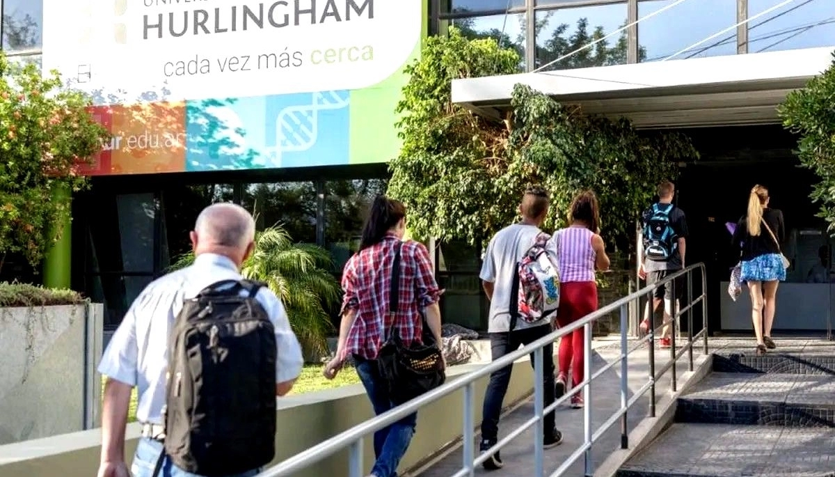 Preocupación en la Universidad de Hurlingham: los estudiantes sólo podrán anotarse a 3 materias