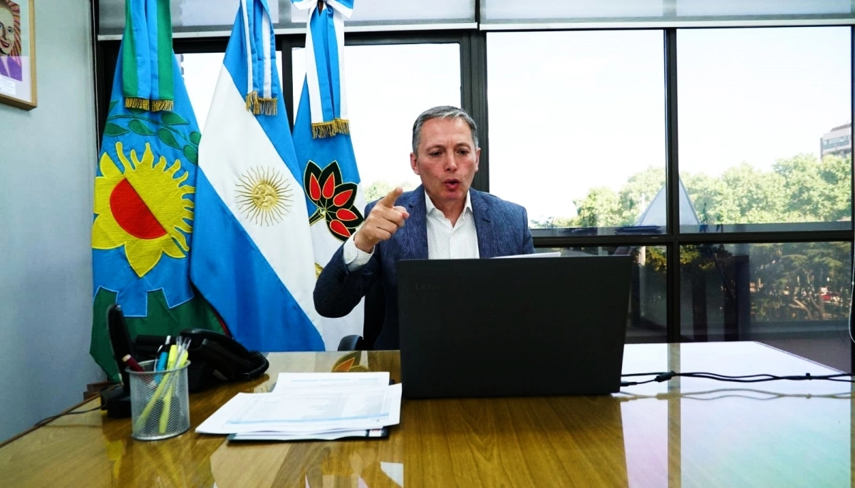 Gray se planta en la audiencia pública para la redeterminación de subsidios a la luz y al gas