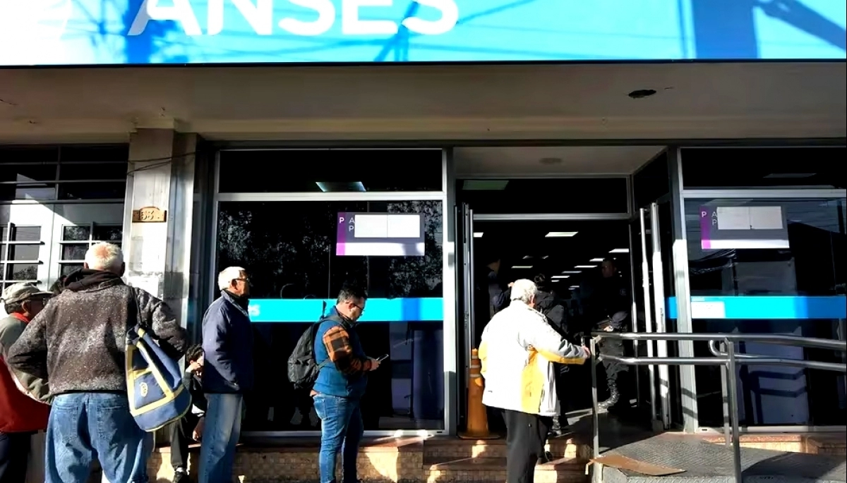 Ayuda para jubilados y pensionados: ANSES anunció un bono de 70 mil pesos