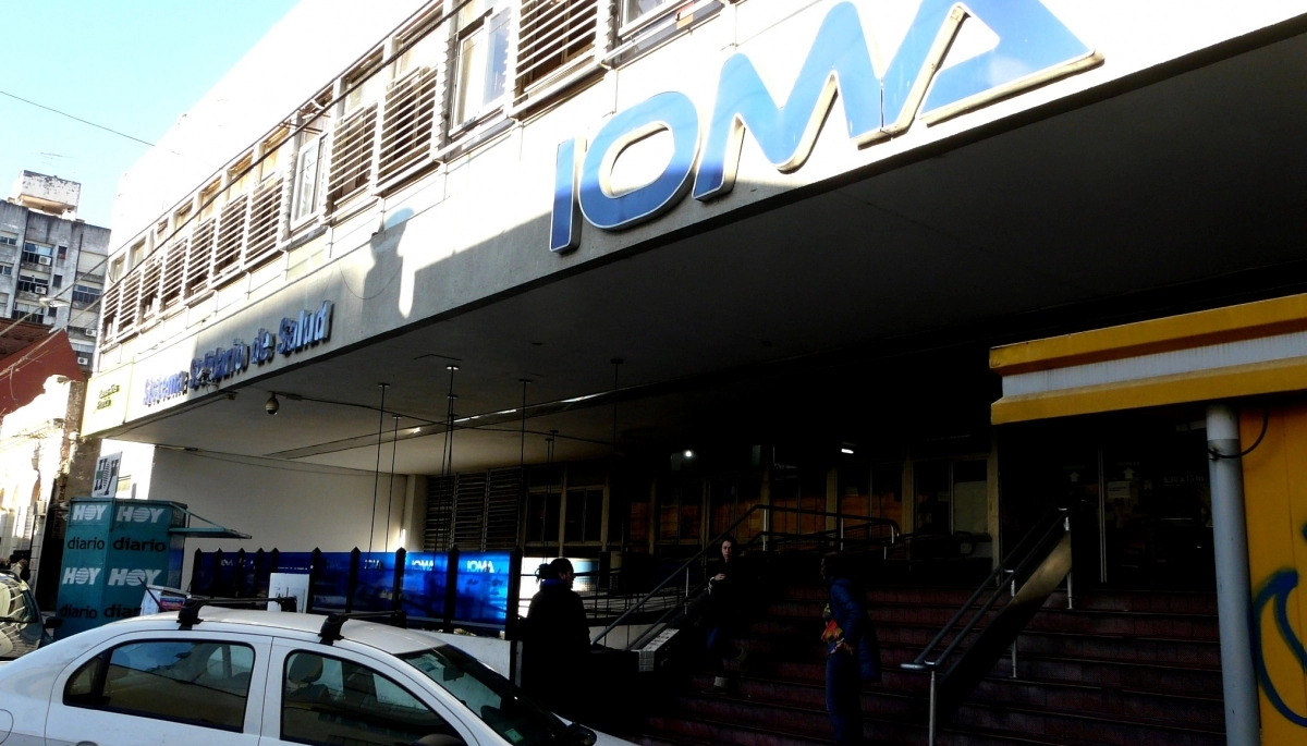 La crisis de IOMA surte efecto en La Plata: se priorizará la atención de los afiliados platenses