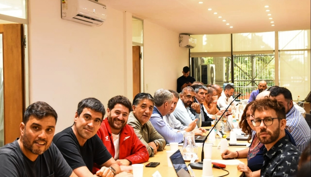 Paritarias sin acuerdos: los estatales bonaerenses se fueron sin oferta y convocados a otra reunión