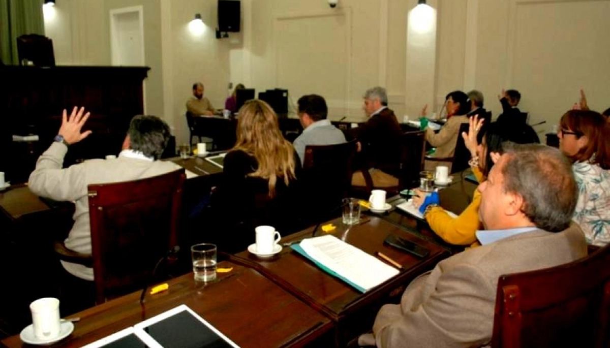 El conflicto por impuestos recaló en Necochea: rechazaron el aumento de tasas municipales