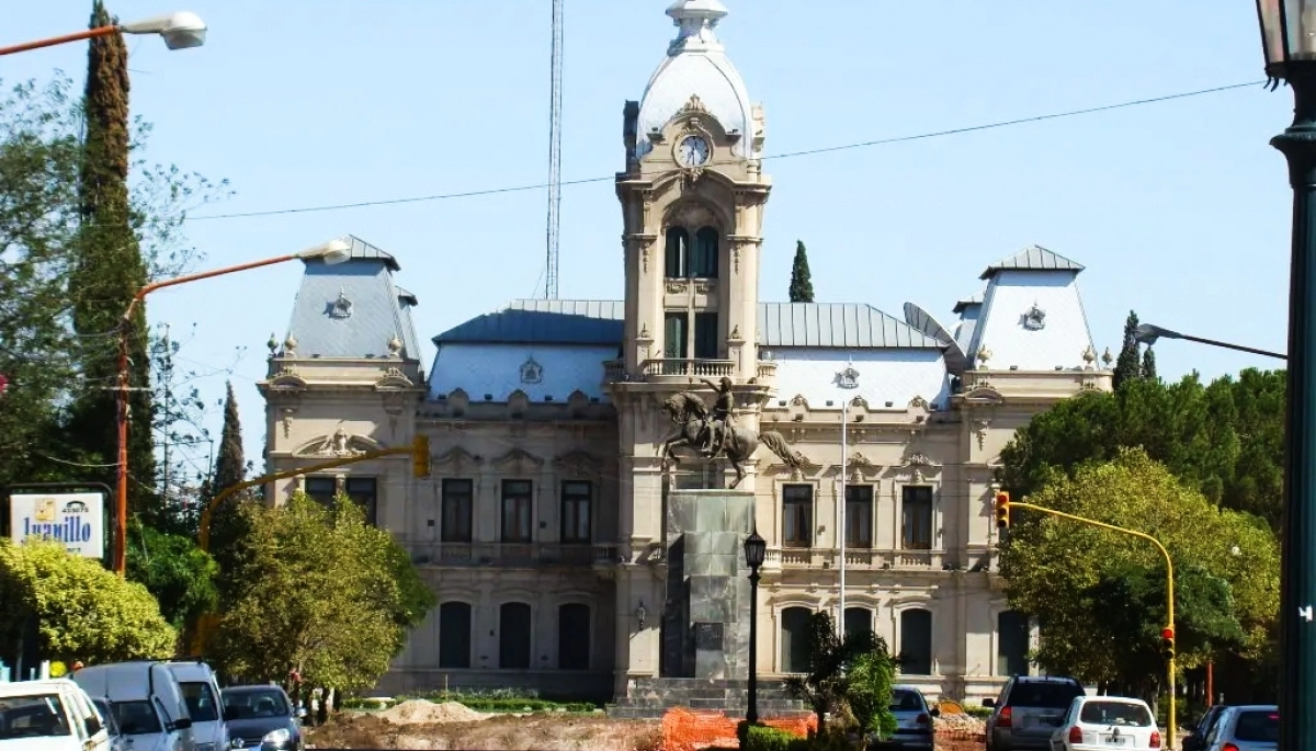 En un pueblo de la Provincia, una ex pareja competirá en la elección de delegados