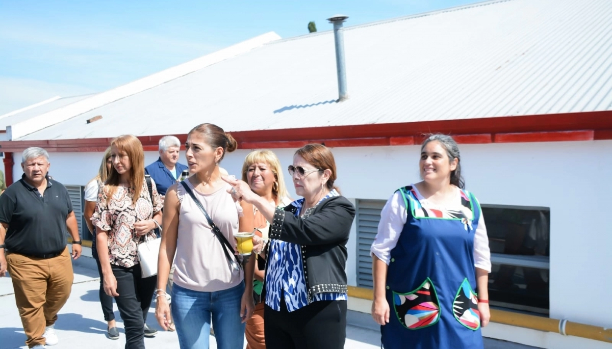 Cantero supervisó la ampliación de la escuela técnica Nº1 de Presidente Perón junto a los alumnos