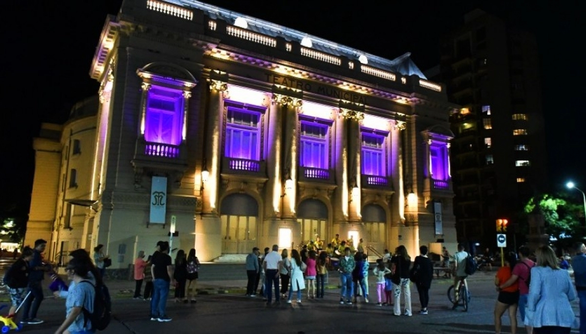 Bahía Blanca festeja su 196º aniversario a puro teatro, música y foodtrucks