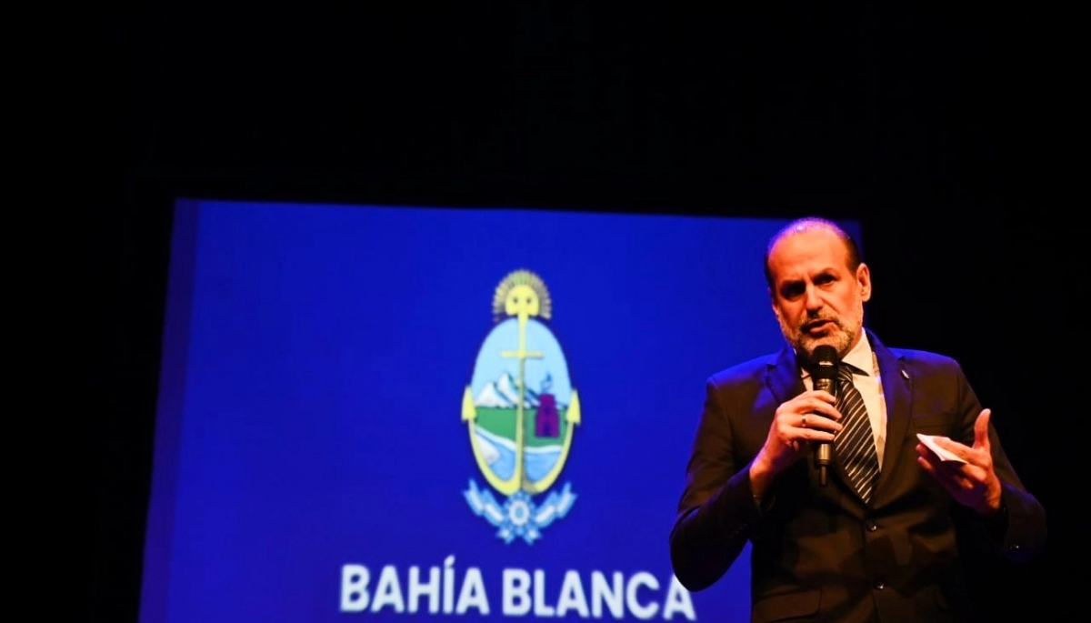 Con anuncios y propuestas, Susbielles encabezó la celebración por los 196 años de Bahía Blanca