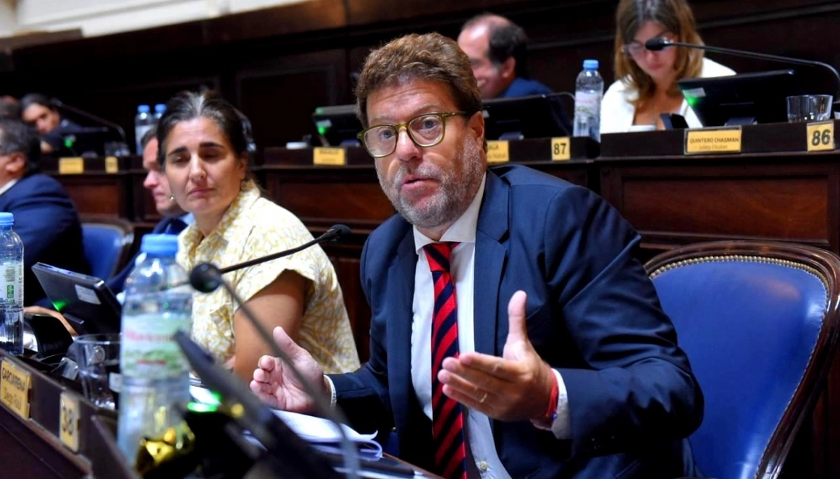 Garciarena alertó que la crisis de IOMA es “terminal” y pidió “diálogo maduro” entre Milei y Kicillof